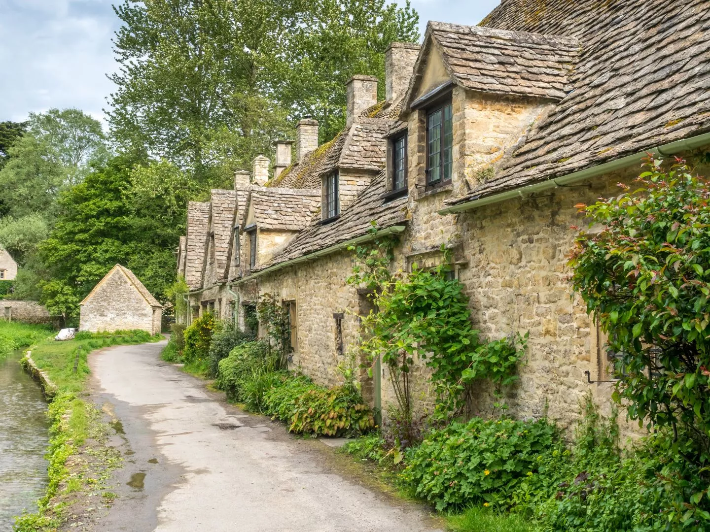 The Beginner’s Guide To Lime Pointing | Lime Pointing For Listed Buildings In Staffordshire, Shropshire, Cheshire And Derbyshire